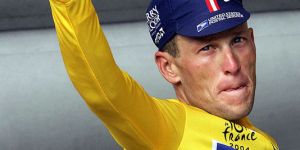 Lance Armstrong, le 24 juillet 2004 à Besançon. | AFP:PATRICK KOVARIK